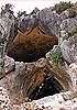 Damianou-Höhlen